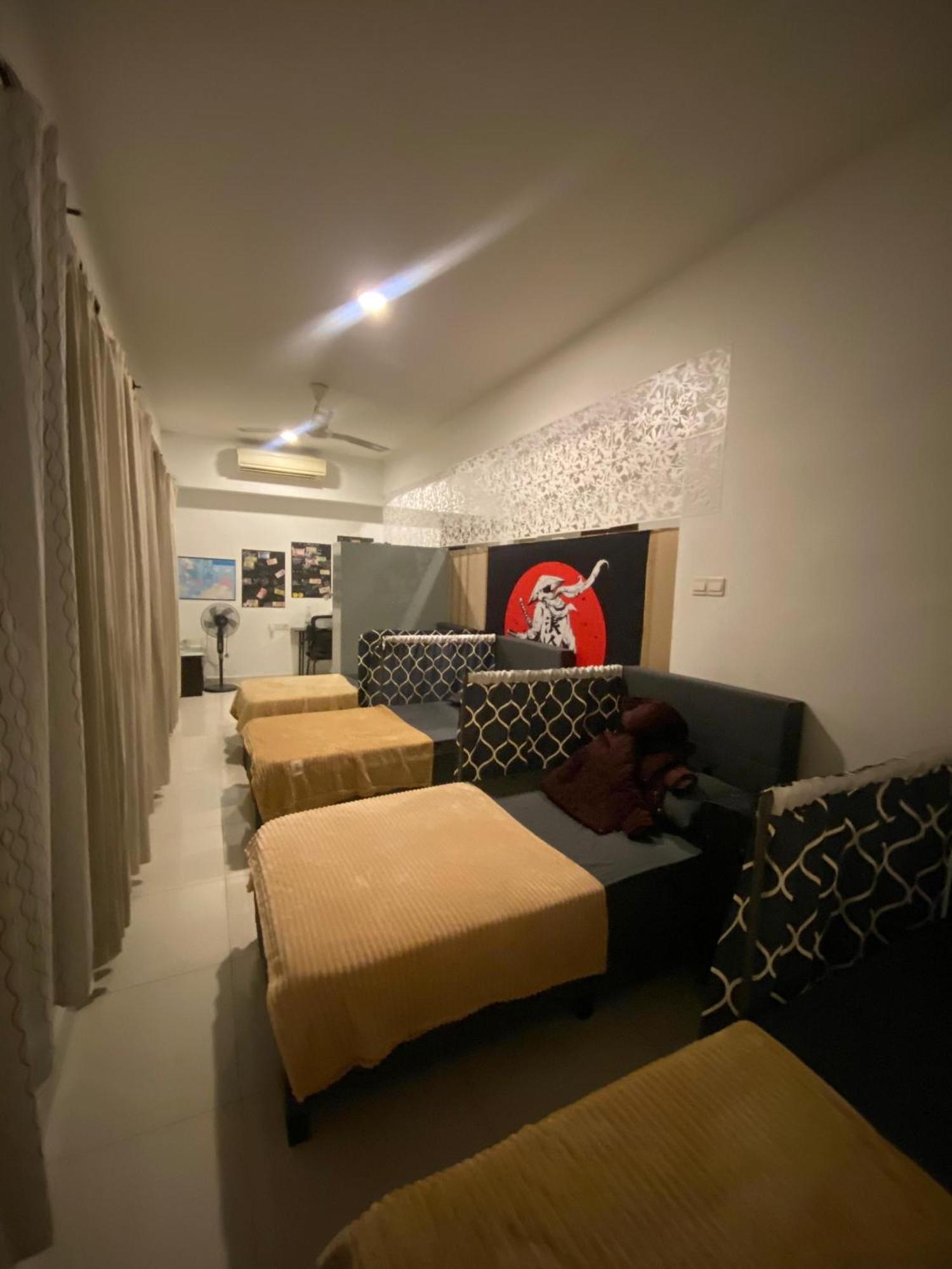 Regalia Bestfriend Hostel Kuala Lumpur Eksteriør billede